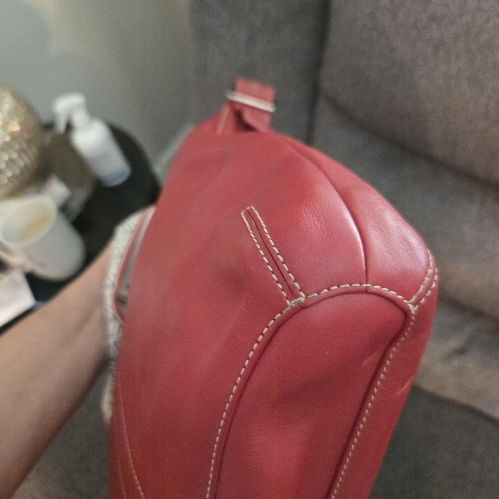 Coach Cherry Red Leather Shoulder Bag - Picture 4 of 10